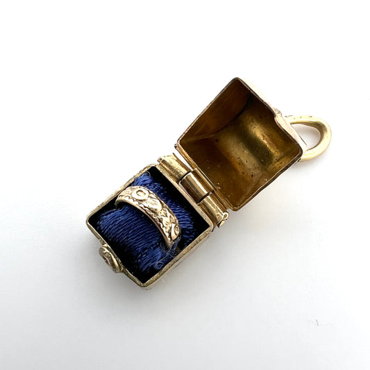 Wells, Vintage 12k Gold-filled Novelty Charm. Ring in Ring Box.