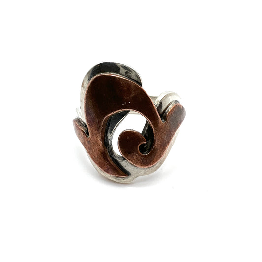 Karnes Stinson, USA. Vintage c 1960s Sterling Silver Copper Ring.