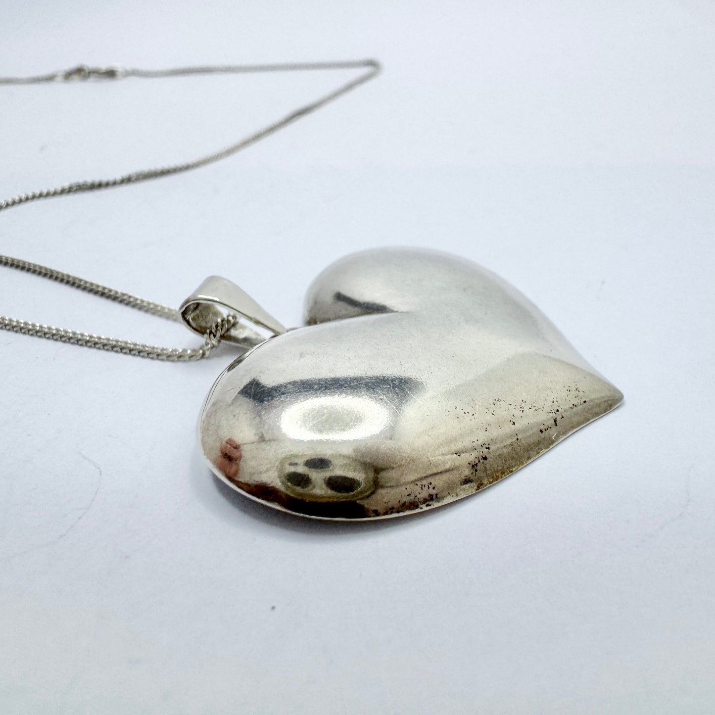 Victor Janson, Sweden 1974. Vintage Sterling Silver Heart Pendant Necklace.