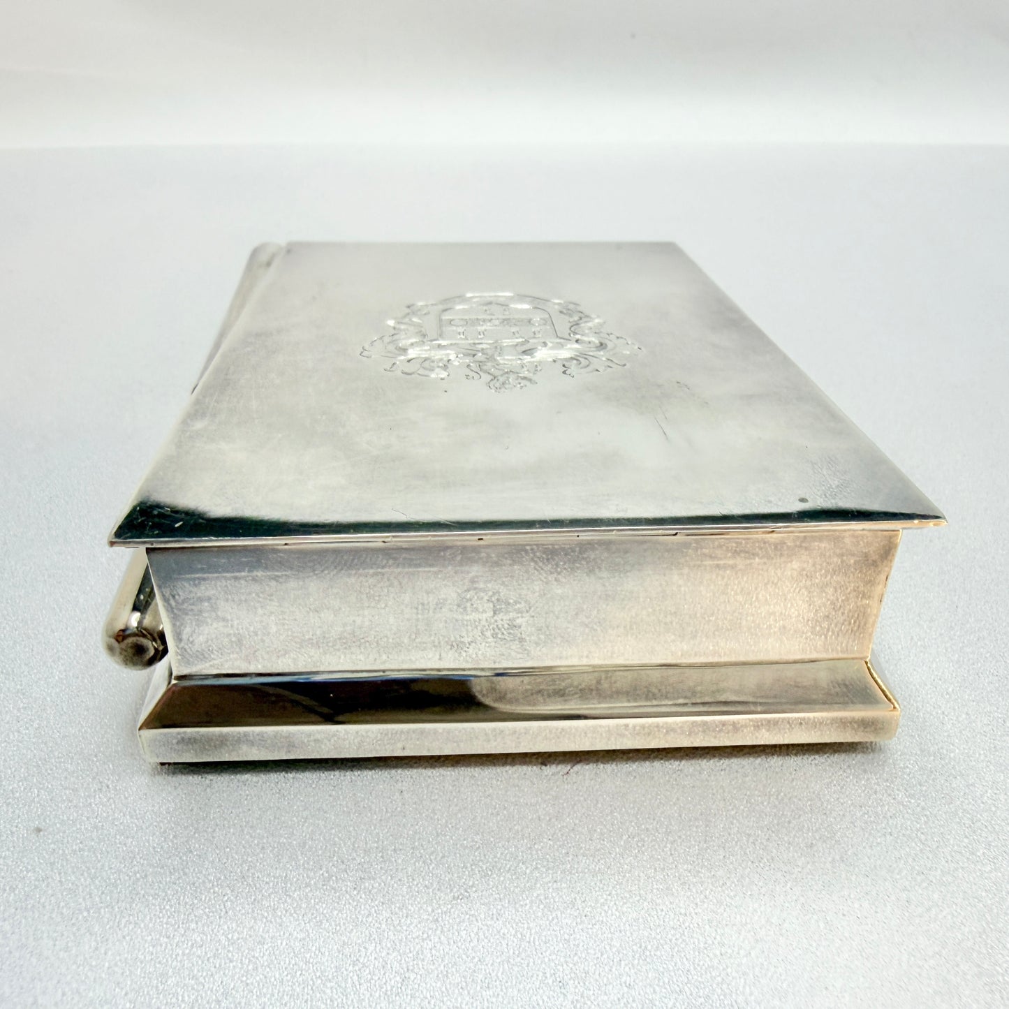 Gerald Benney. Vintage Sterling Silver Desk Notepad. Provenance: Marjorie Merriweather Post, Mar-a-Lago, Florida.