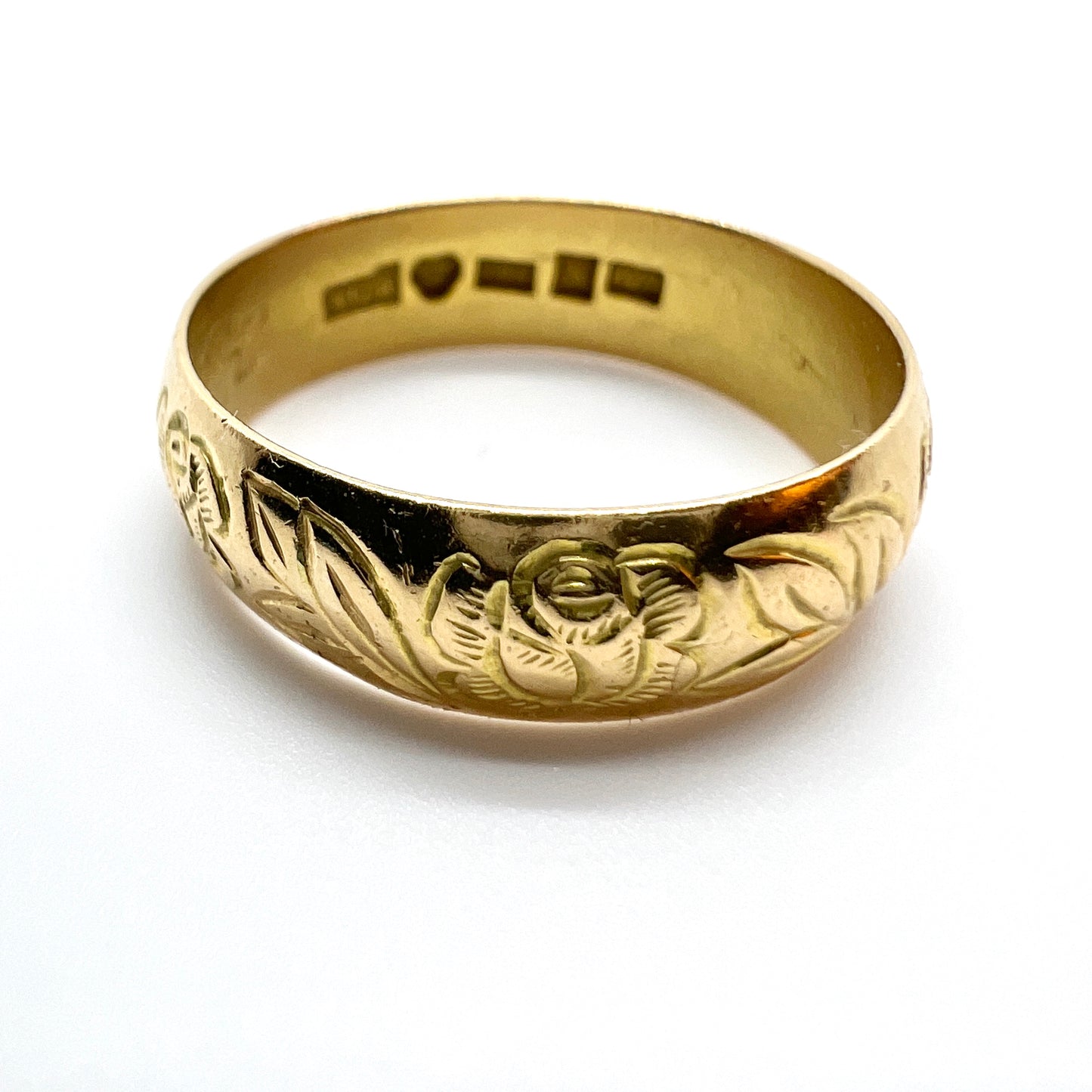 AG Åberg, Sweden 1907. Antique 18k Gold Rose Flower Wedding Band Ring.