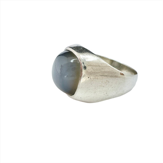 B Roos, Sweden 1957. Vintage Sterling Silver Chalcedony Ring.