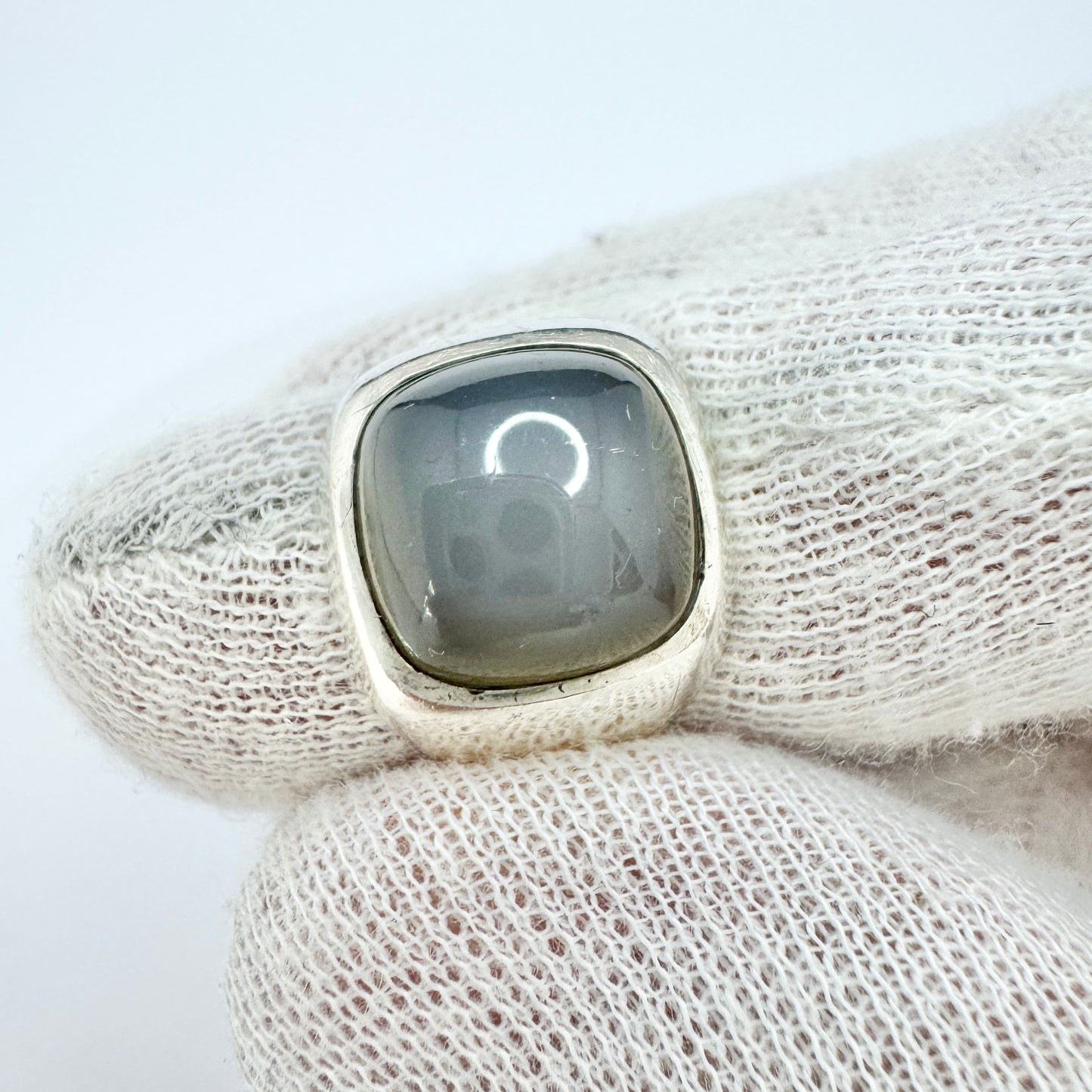 B Roos, Sweden 1957. Vintage Sterling Silver Chalcedony Ring.