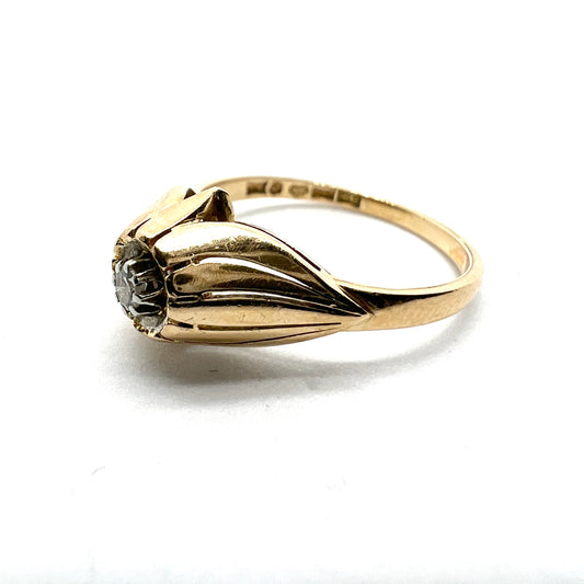 J Petersson, Sweden 1956. Vintage Mid-century 18k Gold Diamond Engagement Ring.
