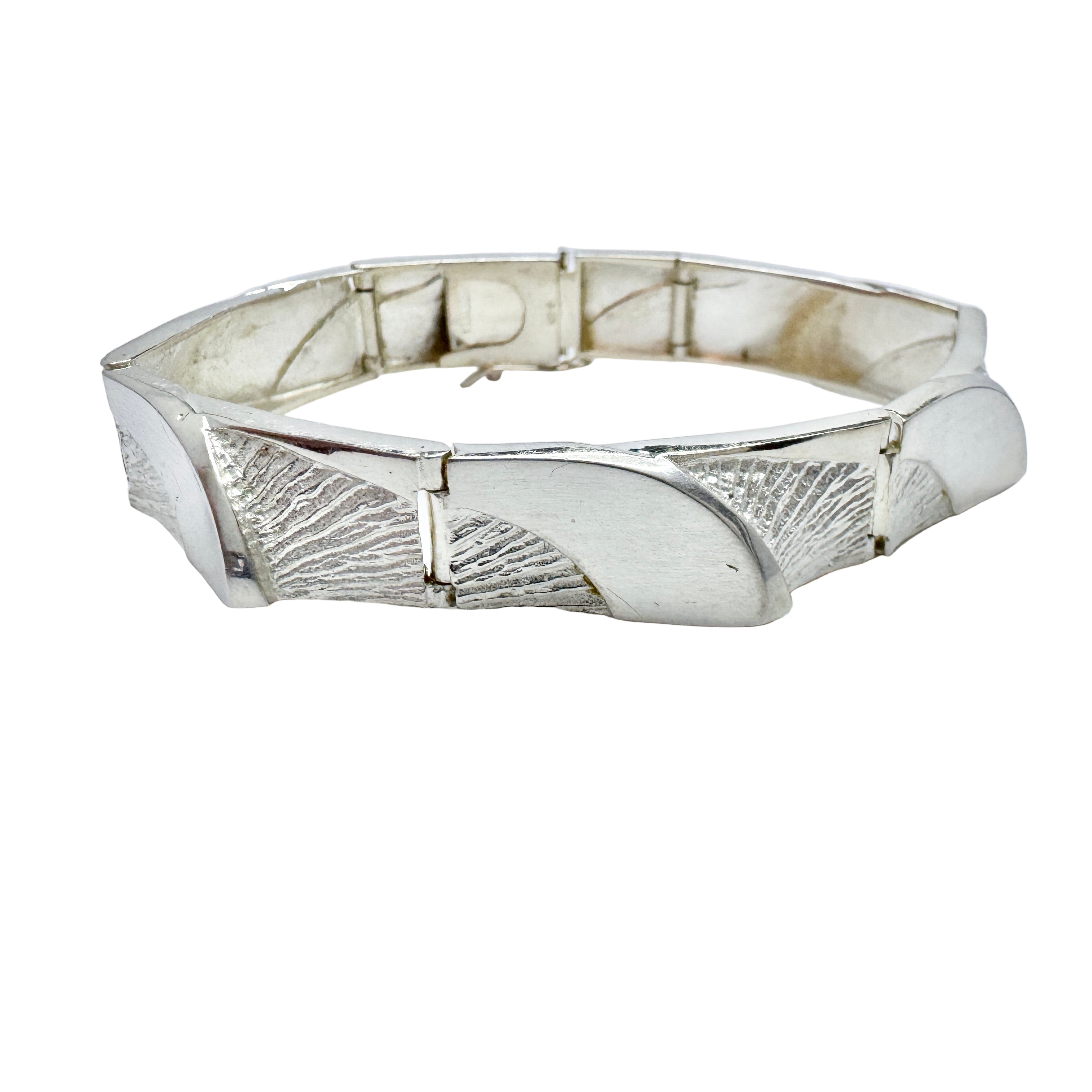 Matti J Hyvarinen, Finland. Vintage Sterling Silver Link Bracelet