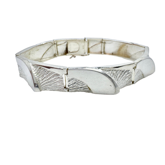 Matti J Hyvarinen, Finland. Vintage Sterling Silver Link Bracelet.