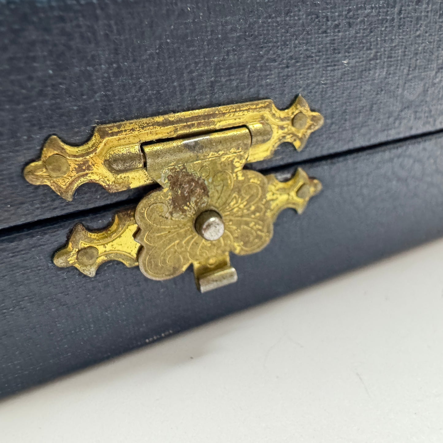 Vintage c 1950-60s. Multi Ring Display Storage Box. 42 Slots.