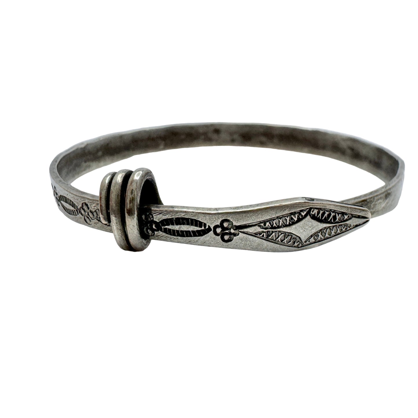 Vintage or Antique Solid Silver Bracelet. Possibly China.