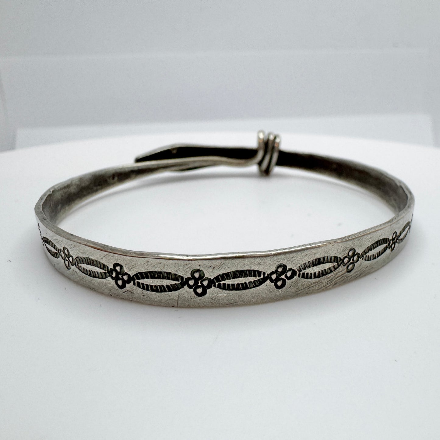 Vintage or Antique Solid Silver Bracelet. Possibly China.