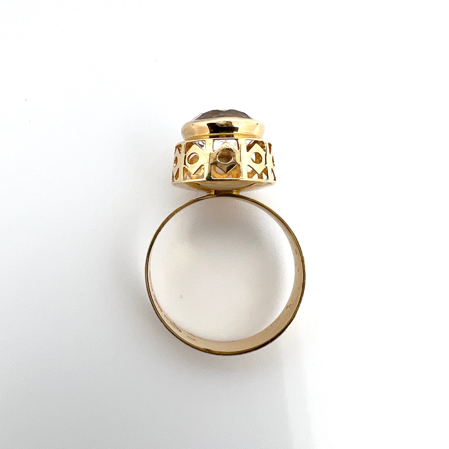 Örneus, Sweden 1970. Vintage 18k Gold Rock Crystal Ring.