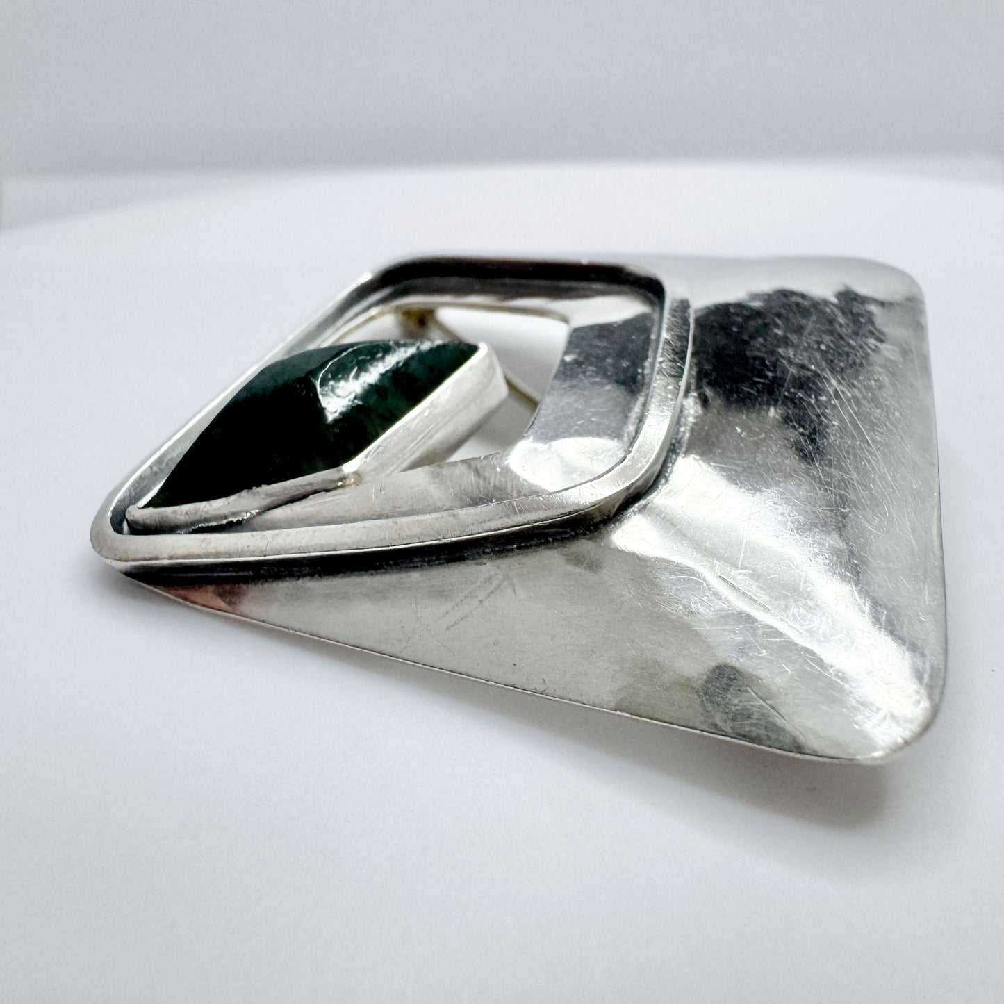 Mauno Honkanen for Koruteollisuus/Tillander, Finland 1962. Large Vintage Moss Agate Brooch.