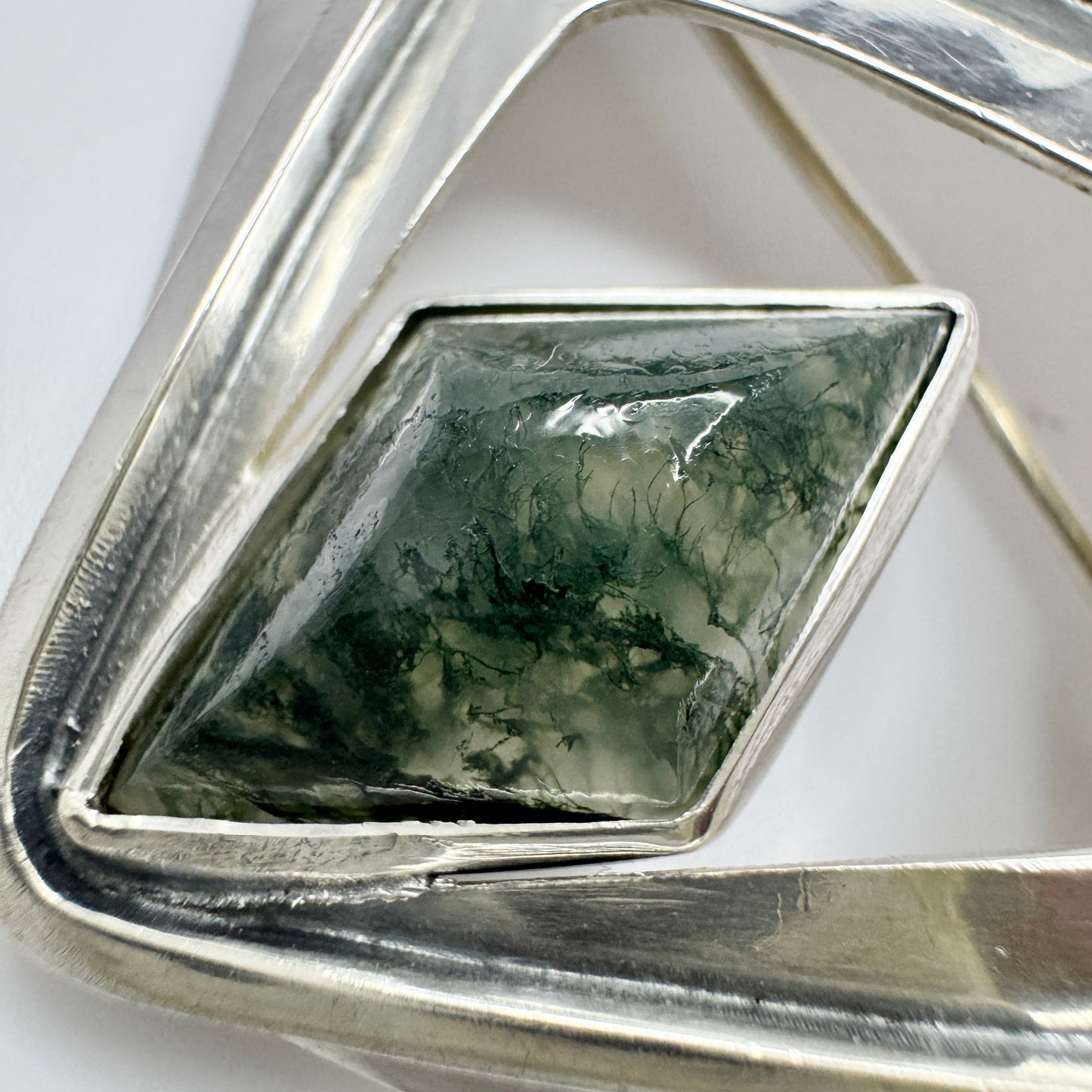 Mauno Honkanen for Koruteollisuus/Tillander, Finland 1962. Large Vintage Moss Agate Brooch.