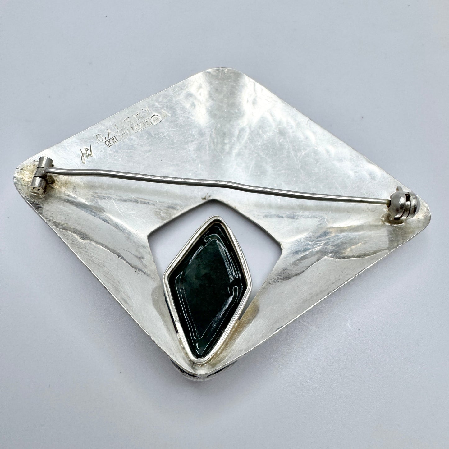 Mauno Honkanen for Koruteollisuus/Tillander, Finland 1962. Large Vintage Moss Agate Brooch.