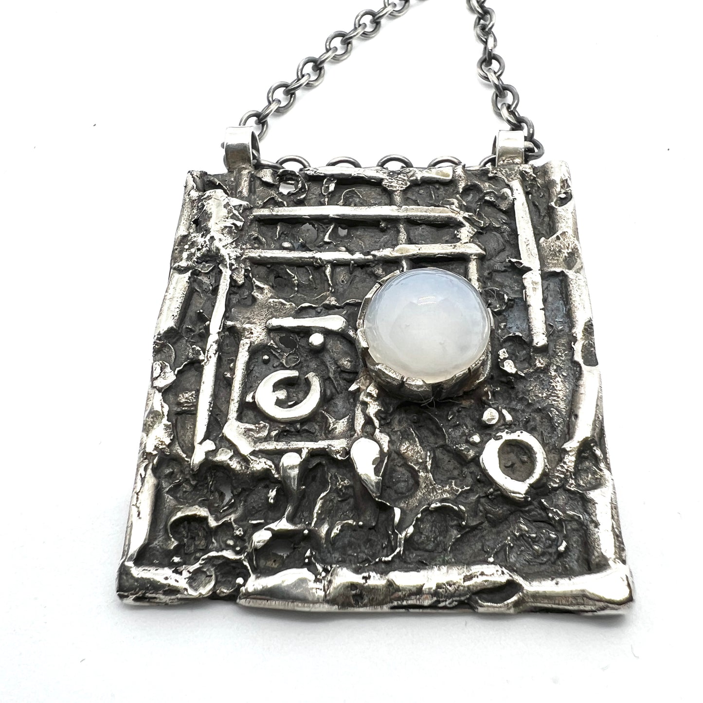 Vintage 1970s Modernist Brutalist Solid Silver Chalcedony Pendant Necklace.