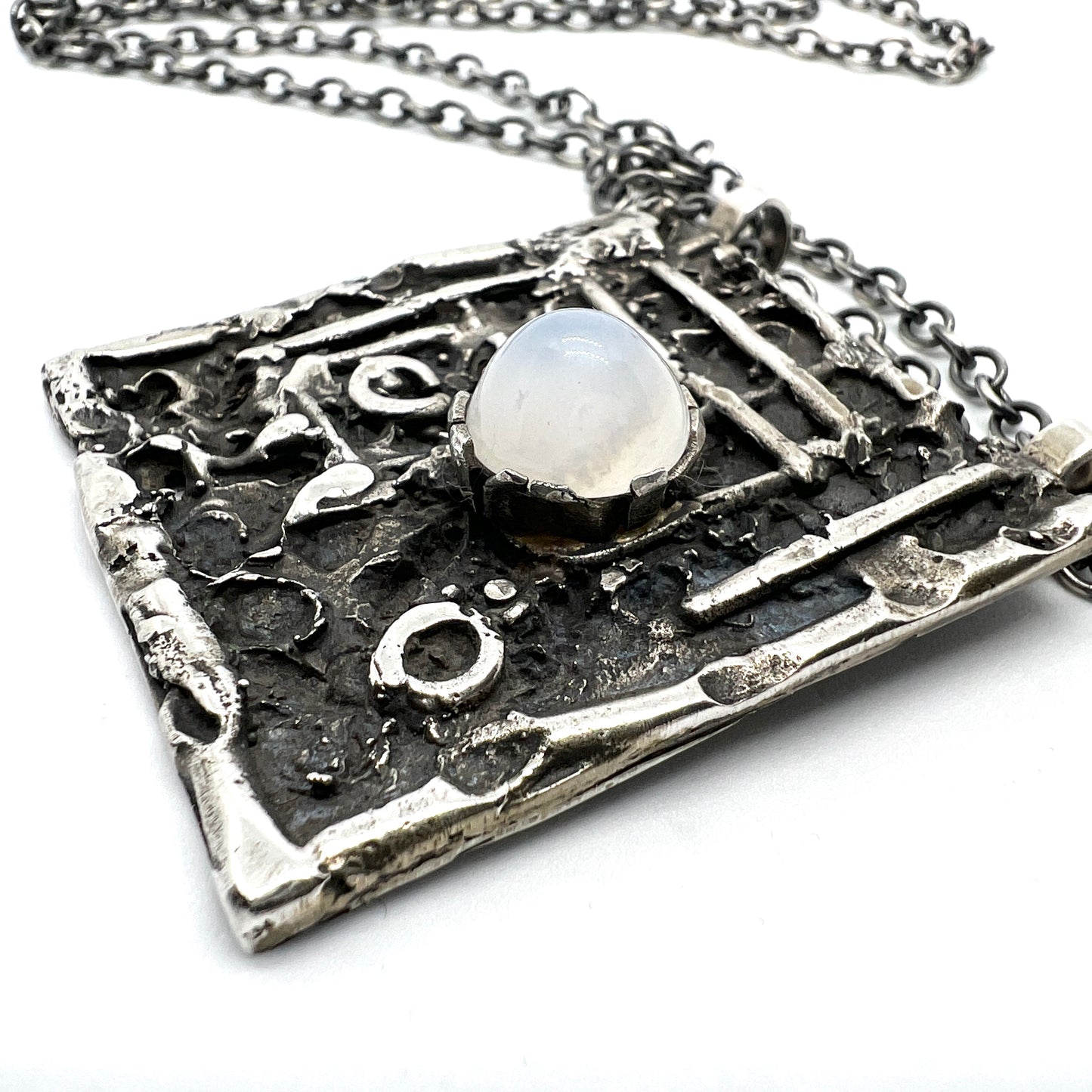 Vintage 1970s Modernist Brutalist Solid Silver Chalcedony Pendant Necklace.