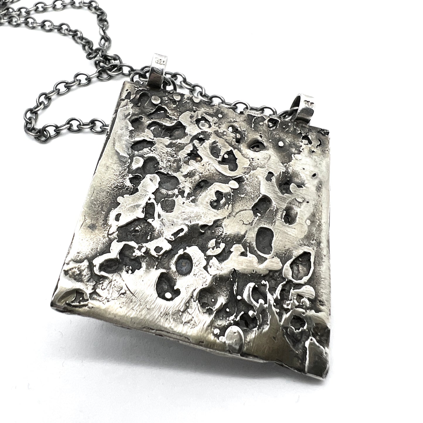 Vintage 1970s Modernist Brutalist Solid Silver Chalcedony Pendant Necklace.