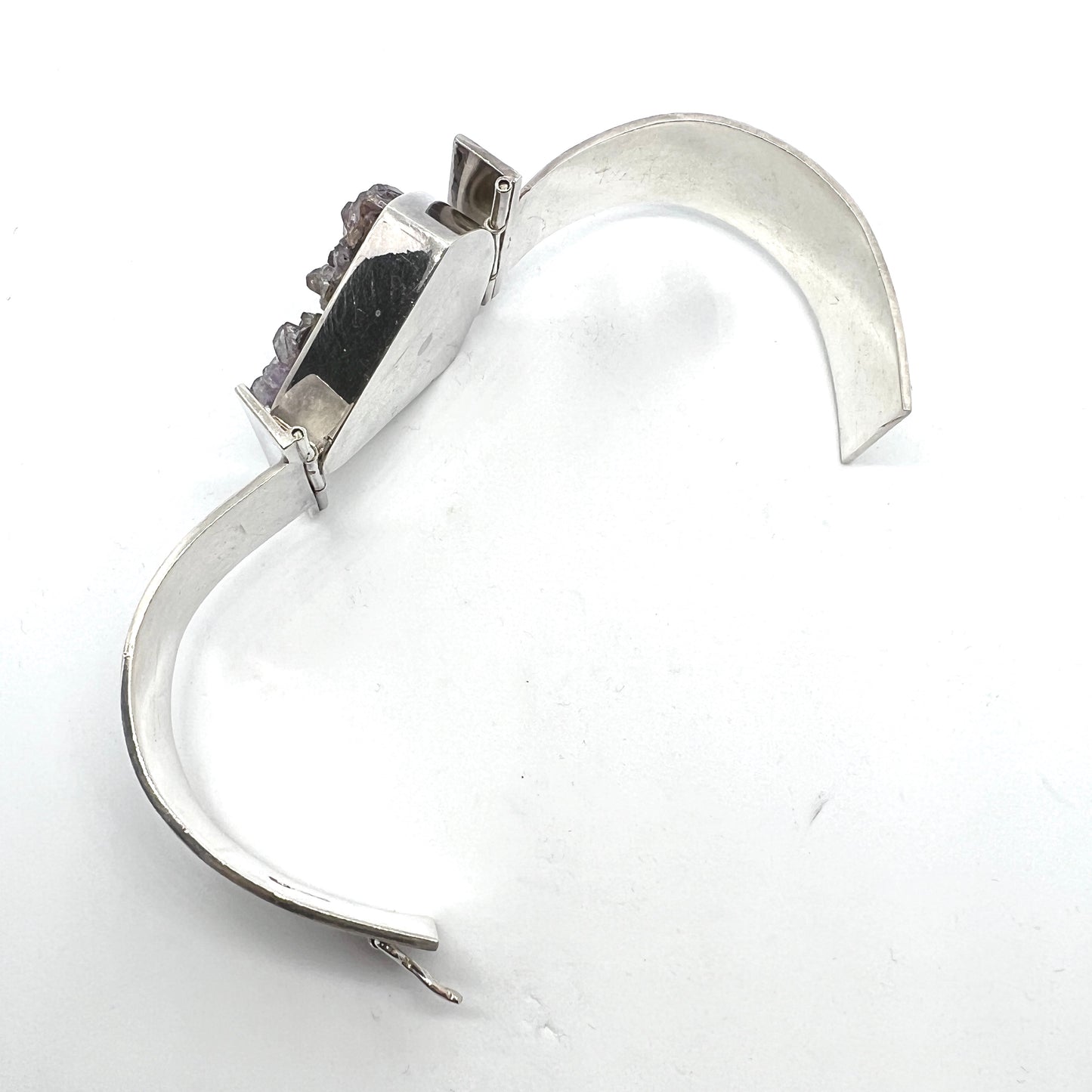 Alf Halldin, Sweden 1969. Massive Vintage Sterling Silver Amethyst Hinged Bangle Bracelet.