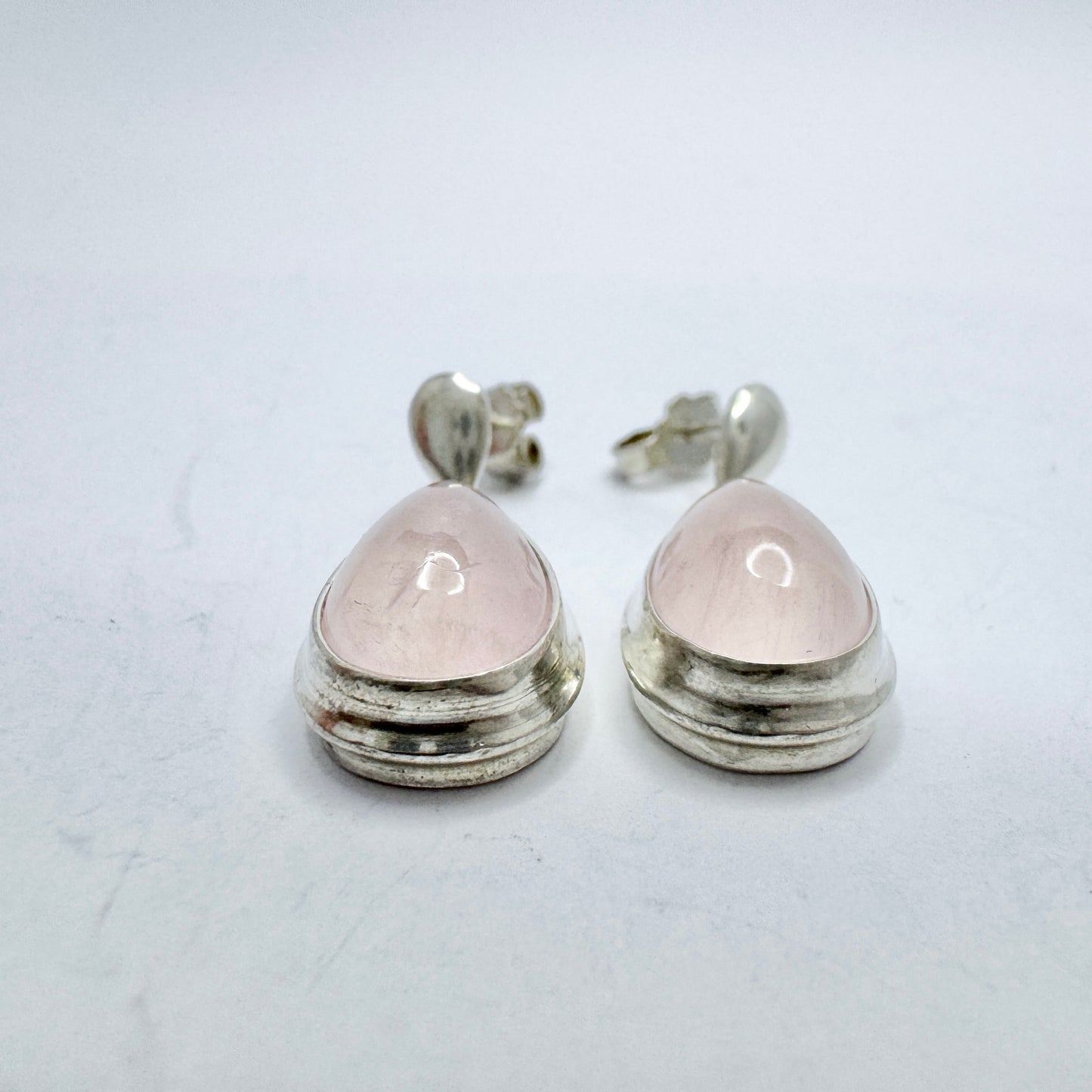 Vintage c 1960s Solid Silver Rose Quartz Drop Earrings.