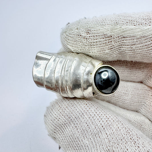 Eivind Hillestad, Norway. Chunky Vintage Modernist Sterling Silver Hematite Ring.