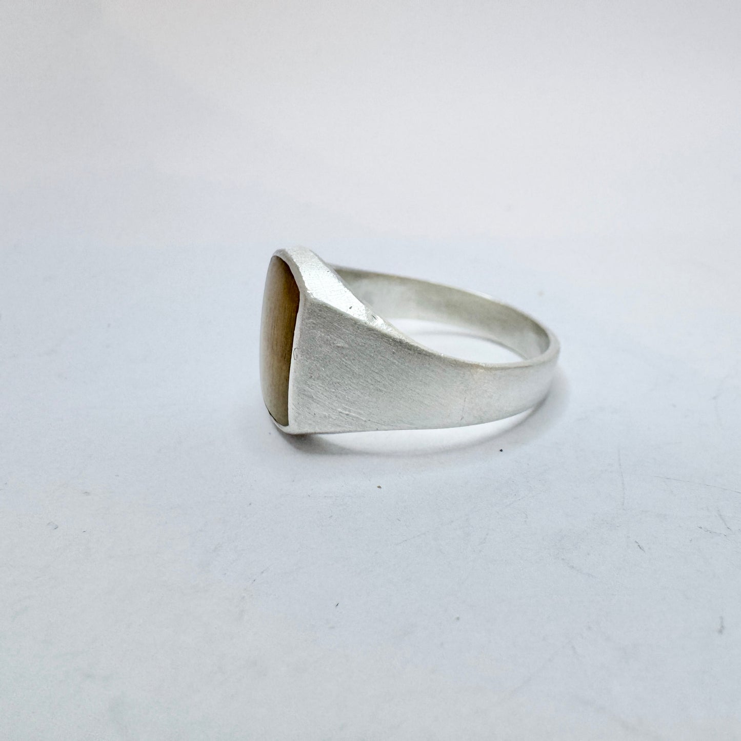 Vintage c 1970. Sterling Silver Tiger's Eye Signet Ring.