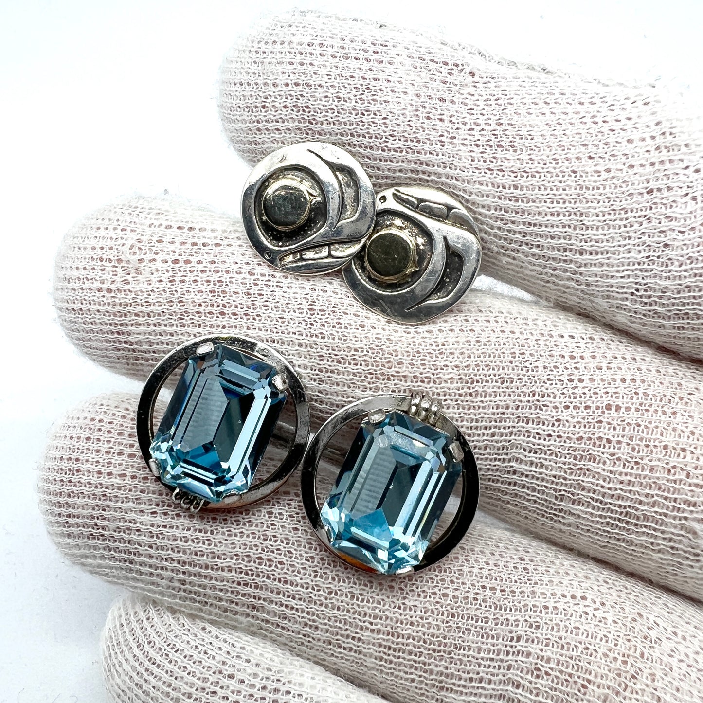 Phil Janzé and Destino. Two Pair of Silver Cufflinks.