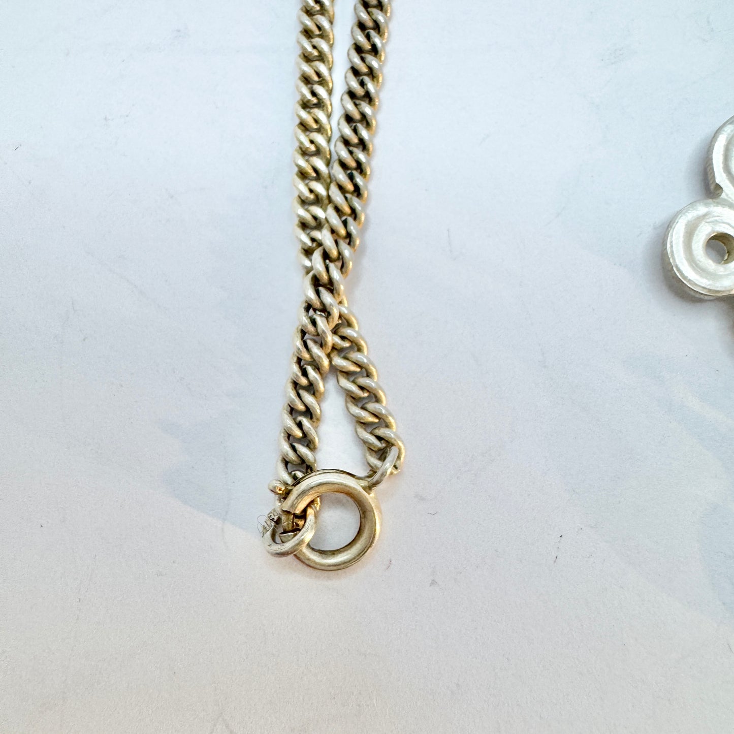 JF Henriksson for Kalevala Koru, Finland 1941. Rare WW2-era Silver Pendant Necklace.