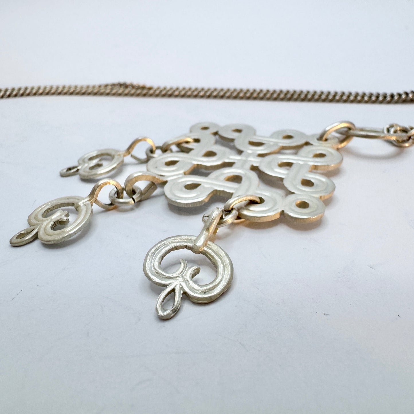 JF Henriksson for Kalevala Koru, Finland 1941. Rare WW2-era Silver Pendant Necklace.