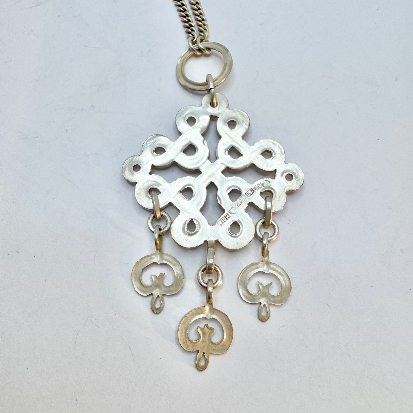 JF Henriksson for Kalevala Koru, Finland 1941. Rare WW2-era Silver Pendant Necklace.