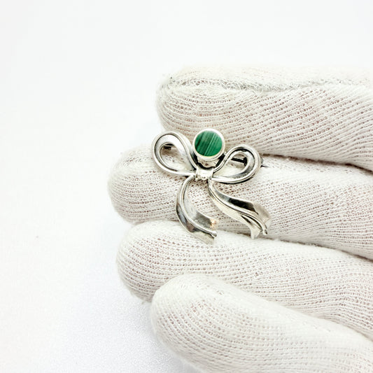 Vintage Sterling Silver Malachite Ribbon Brooch.