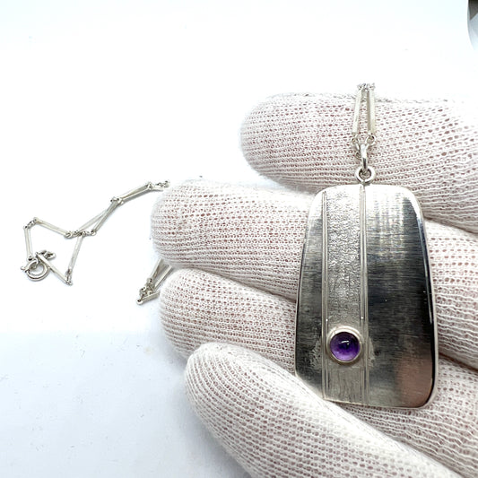 Ateljé Stigbert for Runes Konsthantverk, Sweden 1961. Vintage Sterling Silver Amethyst Pendant Necklace.