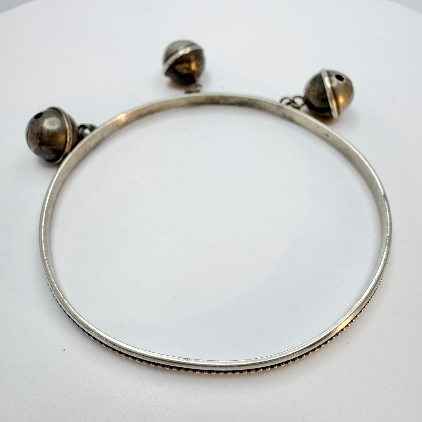Vintage Solid Silver Bell Charm Bangle Bracelet.