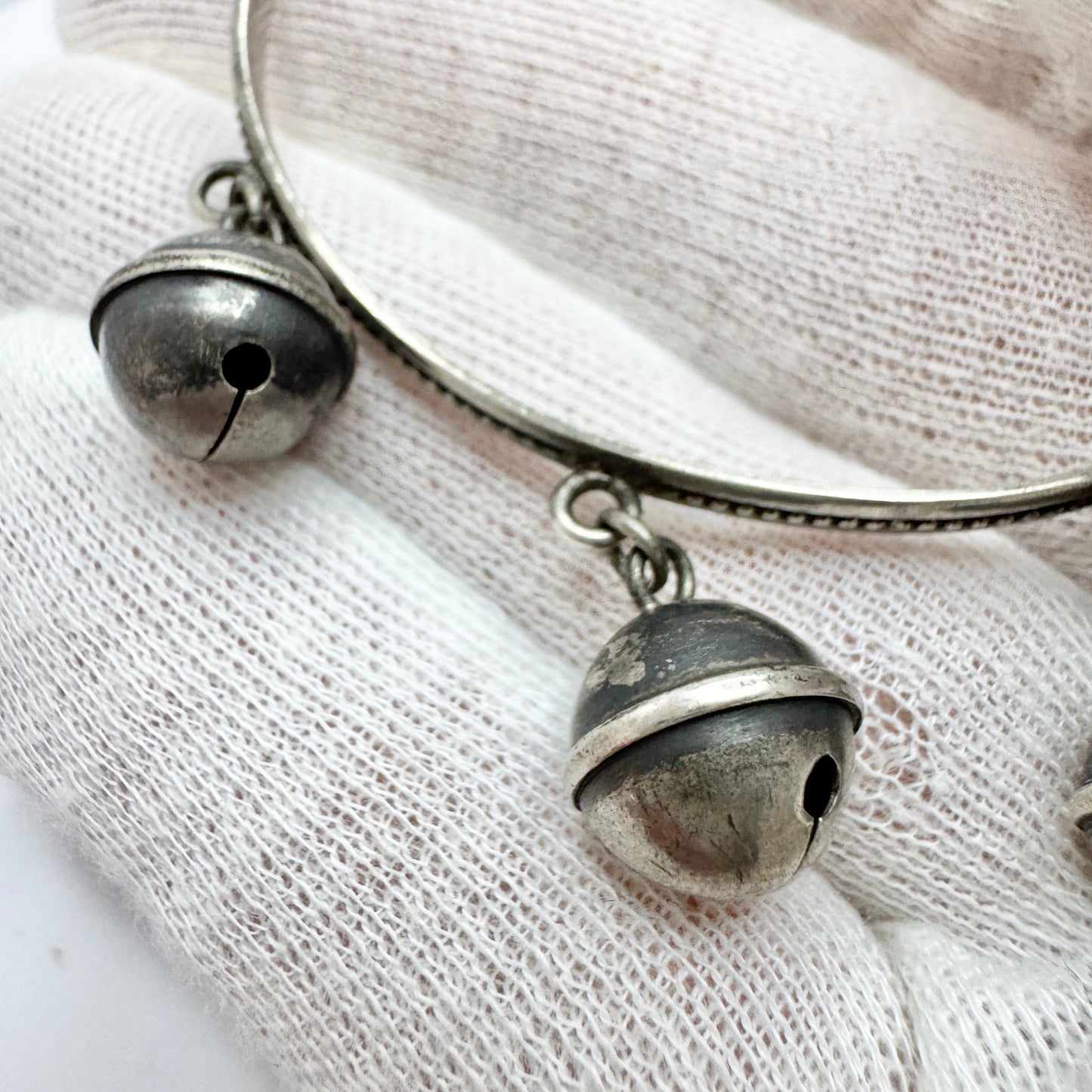 Vintage Solid Silver Bell Charm Bangle Bracelet.