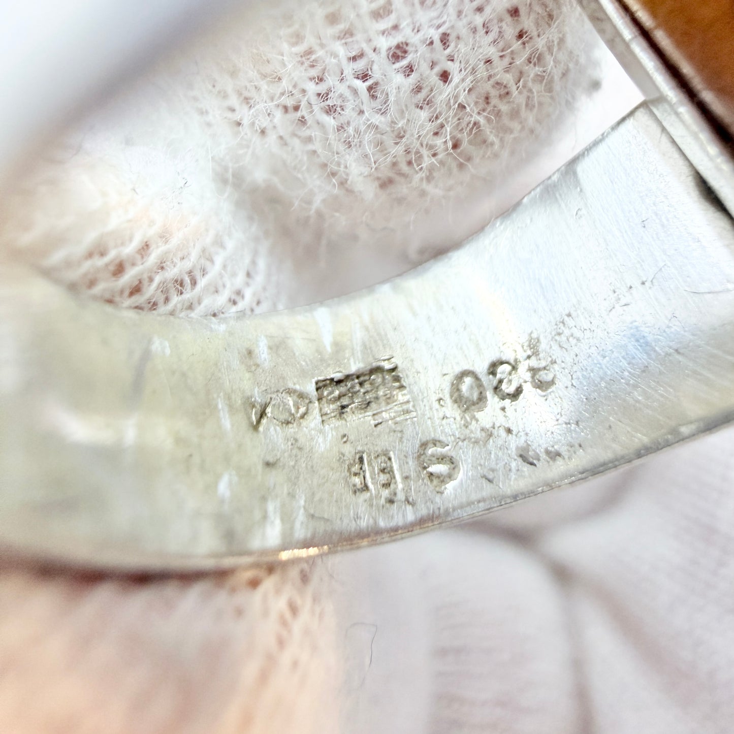Ostsee-schmuck, Fischland ca 1970. Solid Silver Amber Ring.