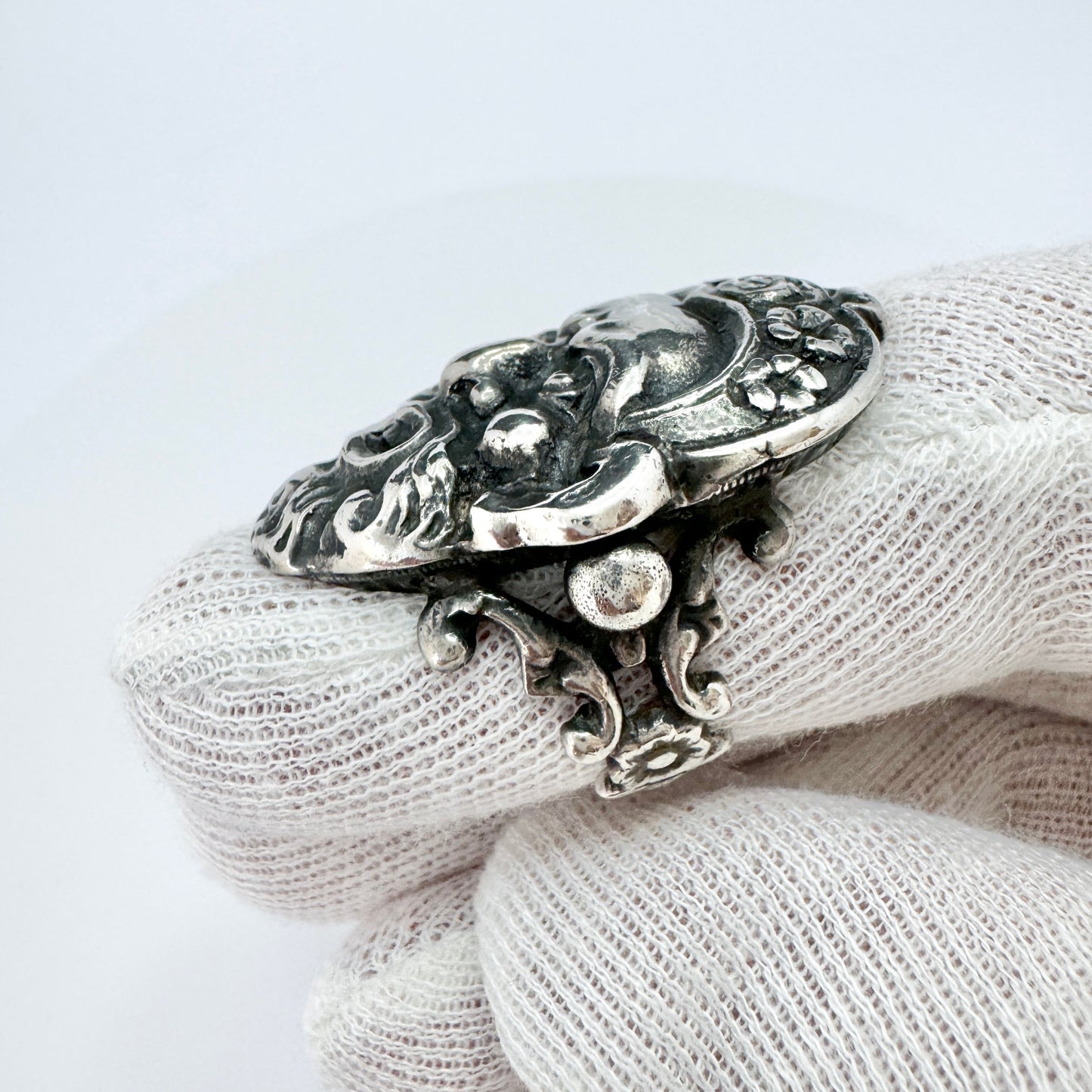 Antique c 1900 Solid Silver Renaissance Revival Unisex Ring.