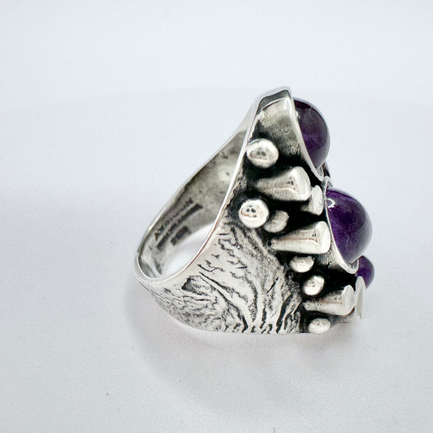 Valdres Sølvsmie, Norway. Vintage Sterling Silver Amethyst Ring.