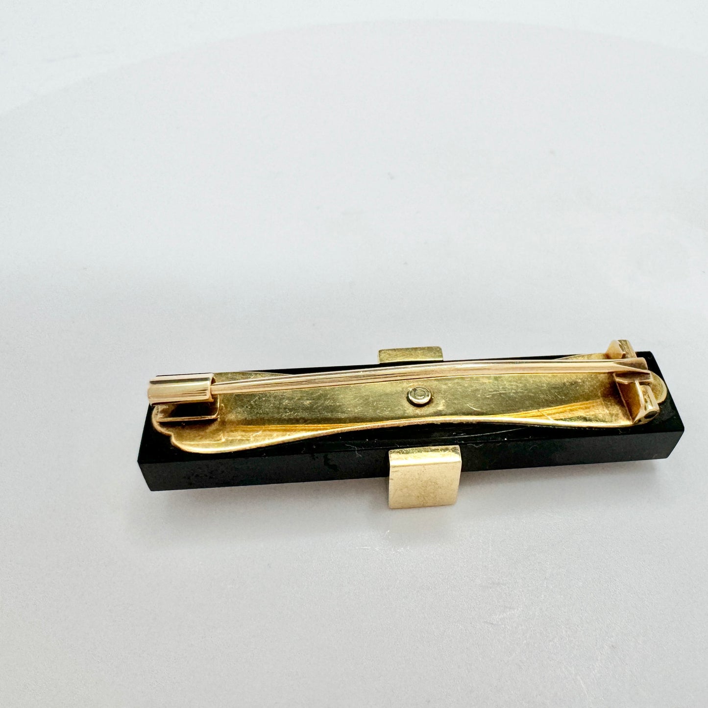 Antique Edwardian 14k Gold Onyx Mourning Brooch.