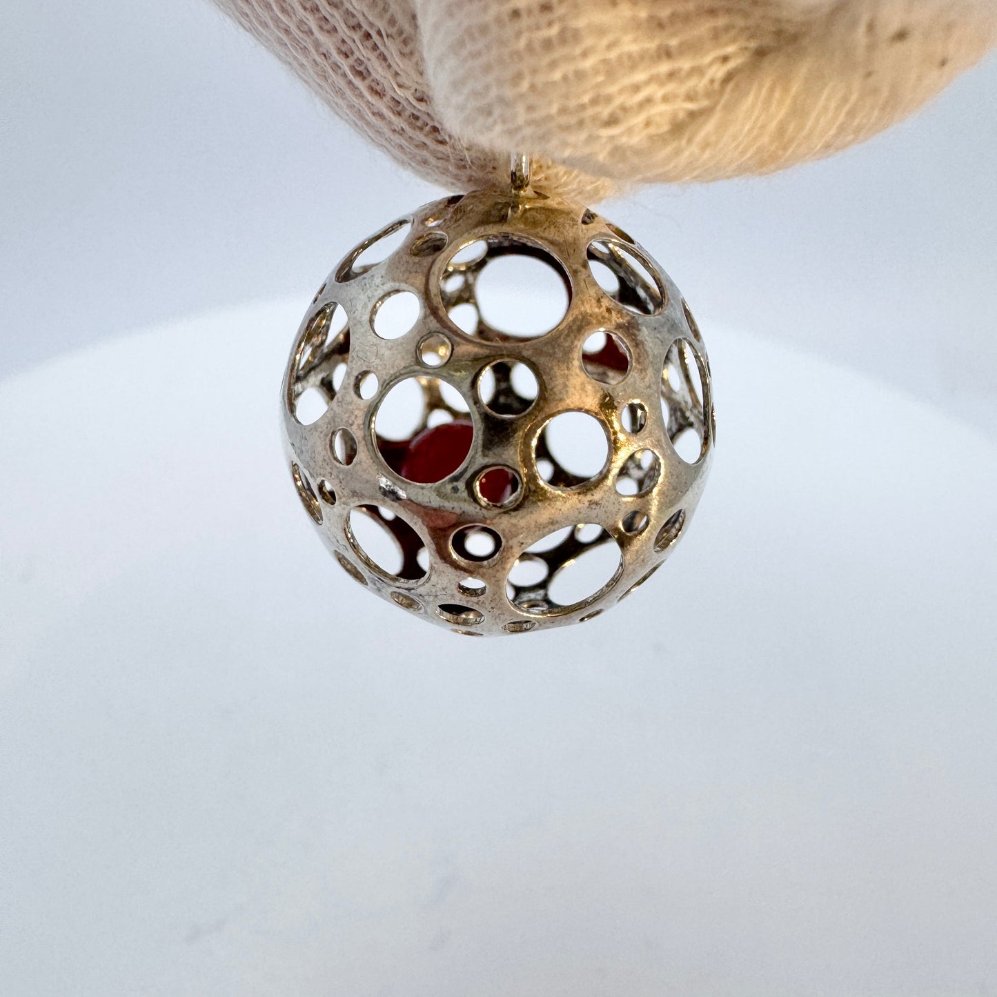 Liisa Vitali, Finland ca 1970. Vintage Sterling Silver Caged Carnelian Sphere Pendant.