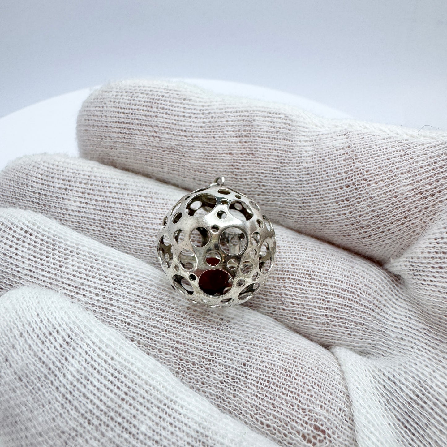 Liisa Vitali, Finland ca 1970. Vintage Sterling Silver Caged Carnelian Sphere Pendant.