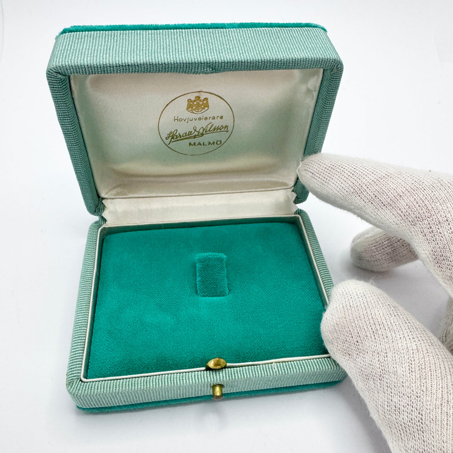 Sweden. Vintage Velvet Ring Box.