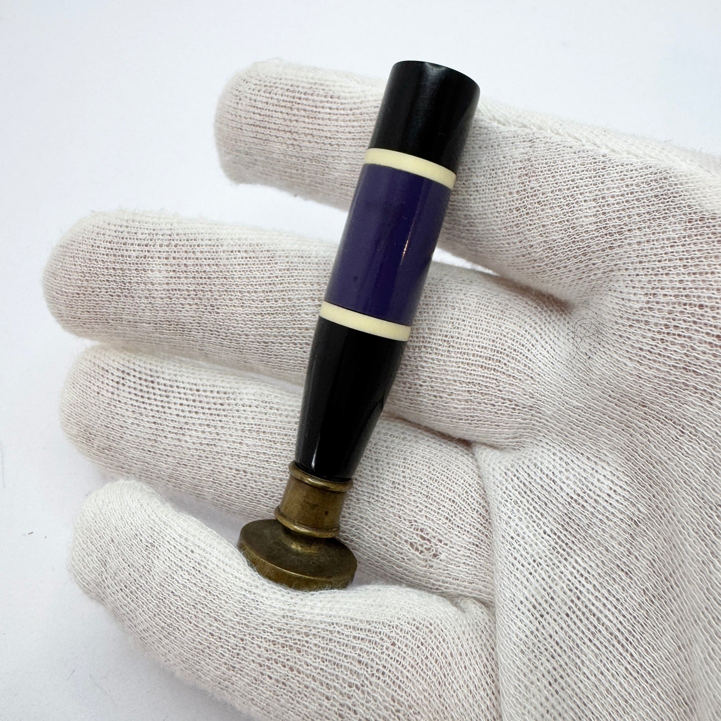 Vintage c 1930s Bakelite Wax Seal Stamp "MB"