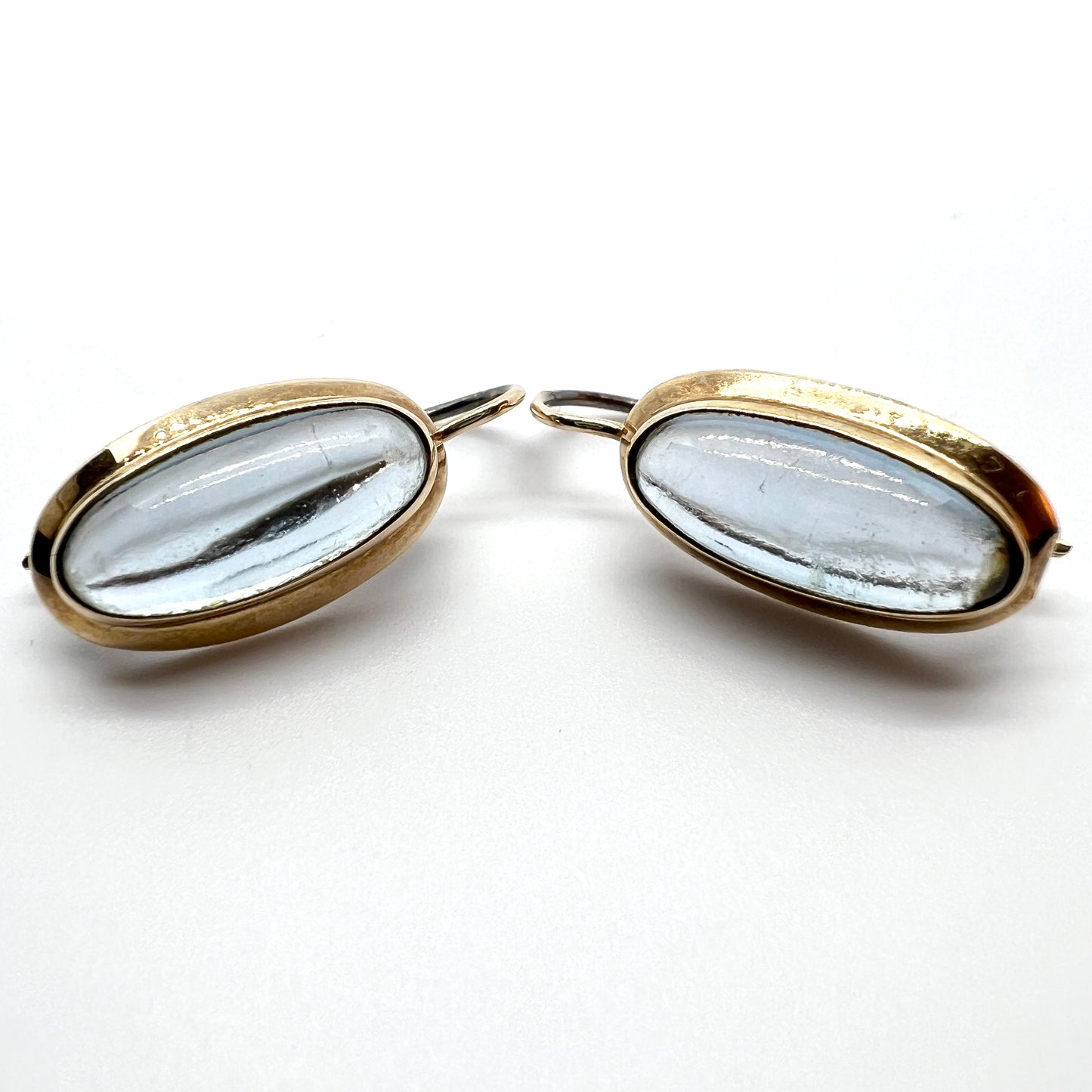 Aleksanteri Nykänen, Finland 1960s. Vintage 14k Gold Blue Synthetic Spinel Earrings.