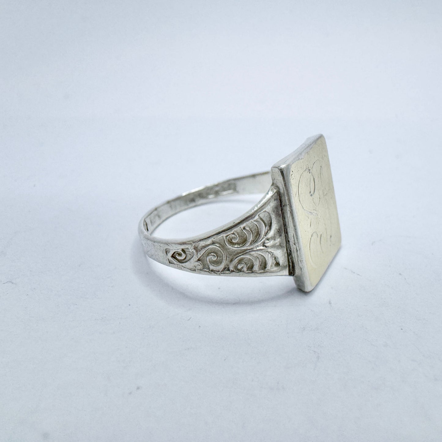 S Peterson, Sweden 1951. Vintage Silver Men's Signet Ring "SB"