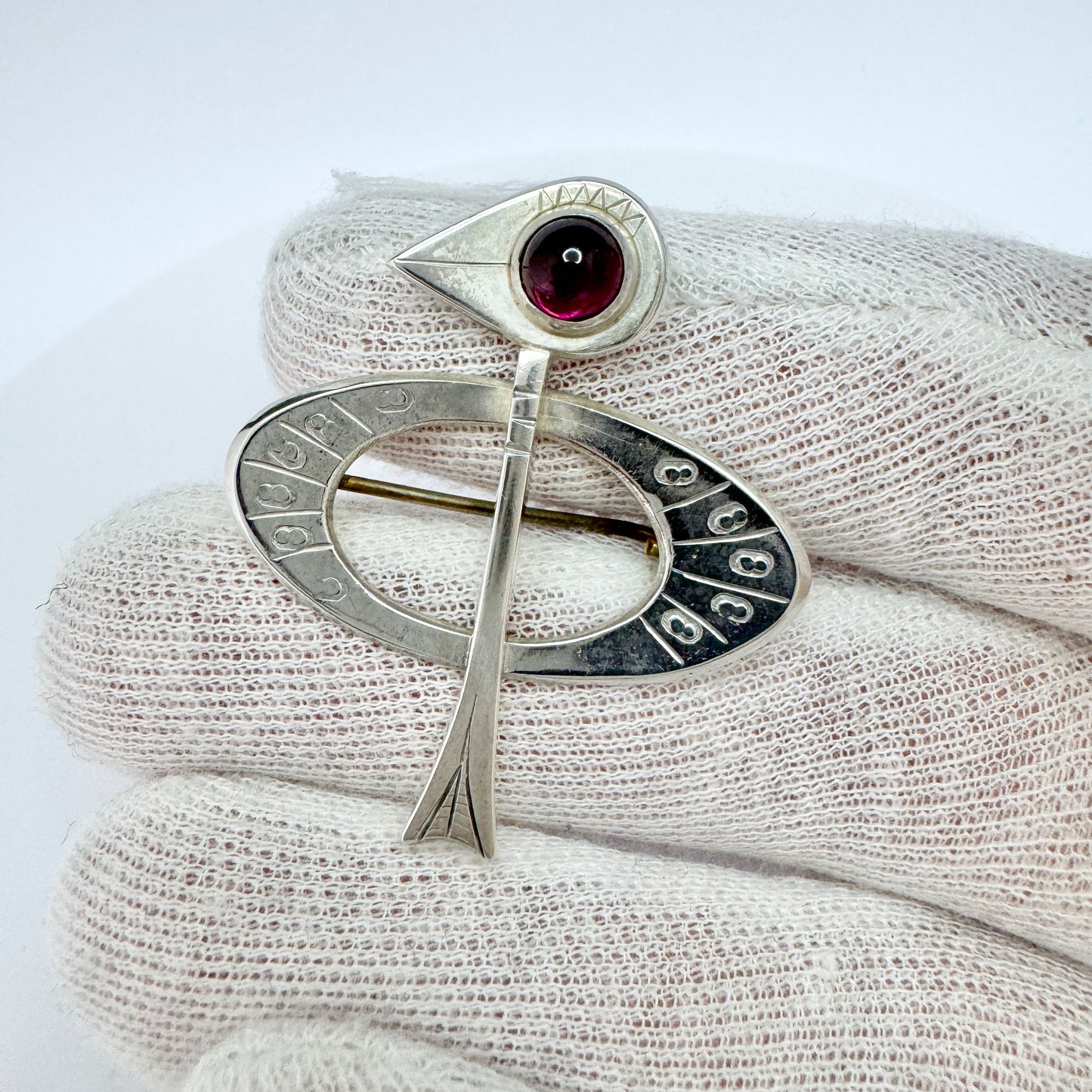 Åke Bergman, Sweden 1956. Vintage Sterling Silver Garnet Bird Brooch. Signed