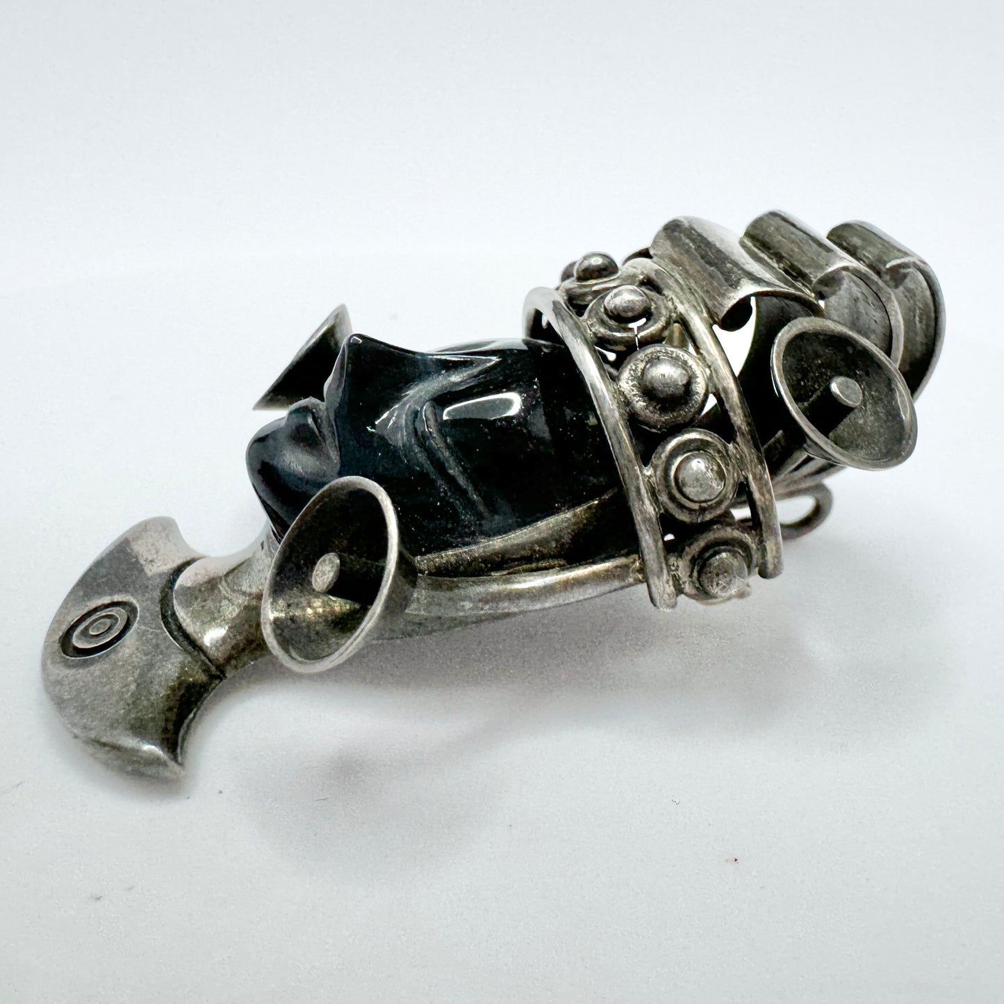 Los Ballesteros, Mexico. Large Vintage Sterling Silver Carved Obsidian Brooch Pendant.