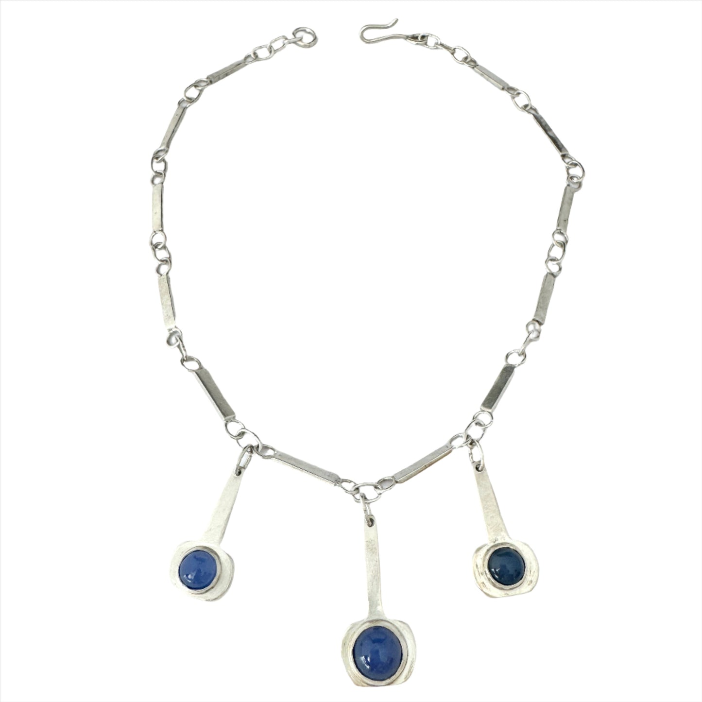 Wiwen Nilsson, Sweden 1941. Unique Vintage Sterling Silver Chalcedony Necklace.