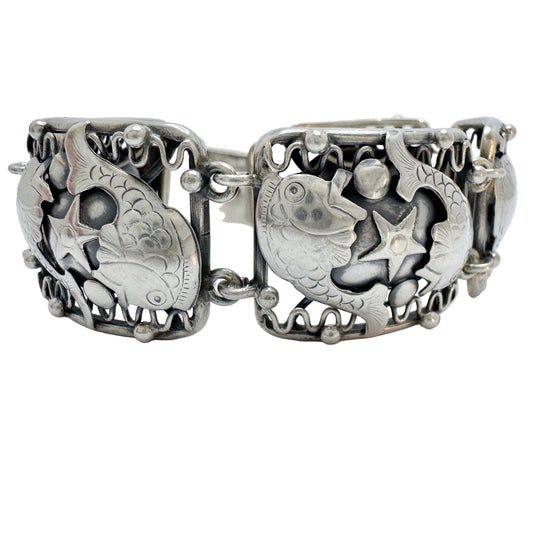 GUSSI, Sweden 1949. Bold Vintage Sterling Silver Fish Link Bracelet.