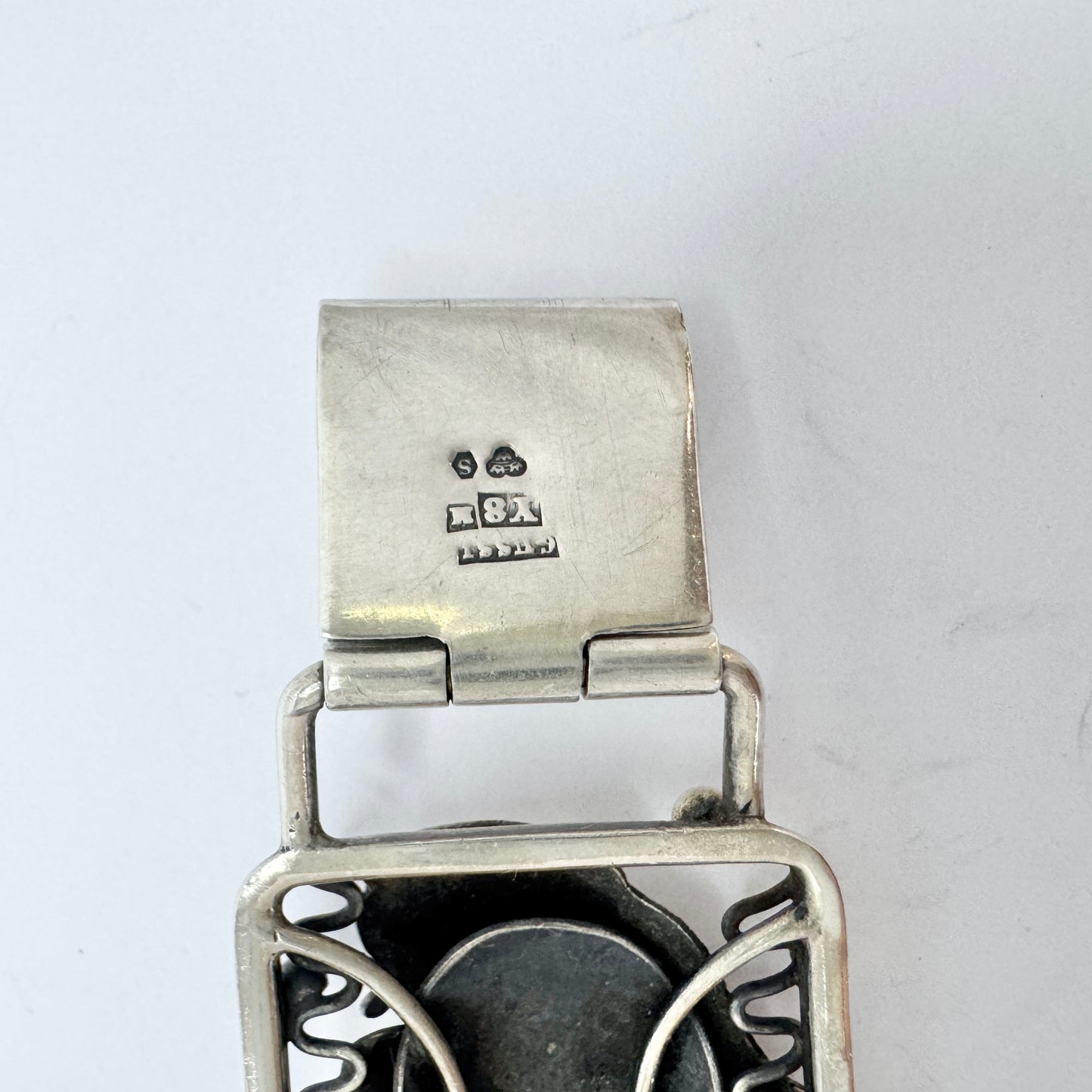 GUSSI, Sweden 1949. Bold Vintage Sterling Silver Fish Link Bracelet.