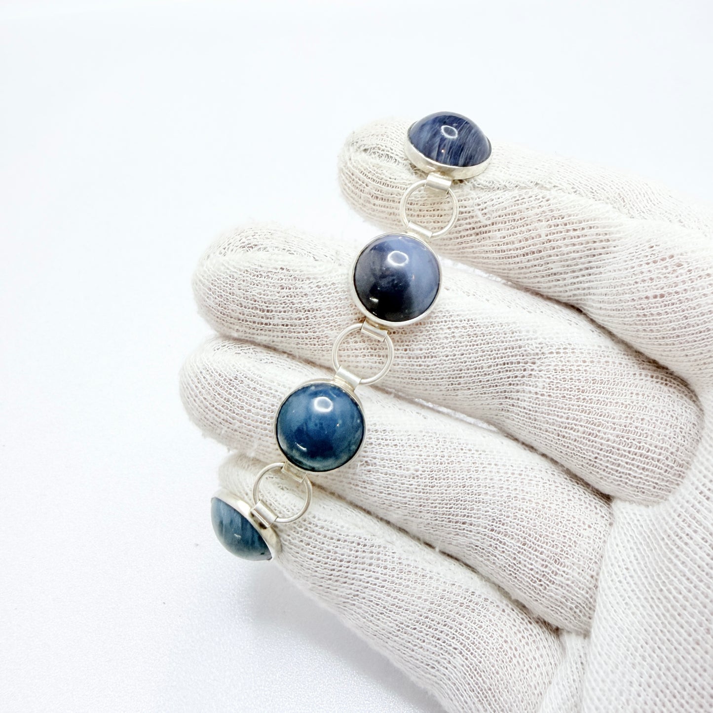 Märta Lindgren, Sweden 1962. Vintage Solid Silver Bergslagen-stone Bracelet.