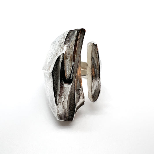 Bjorn Weckstrom for Lapponia, Finland 1983 Bold Sterling Silver Ring. Design: Erosion