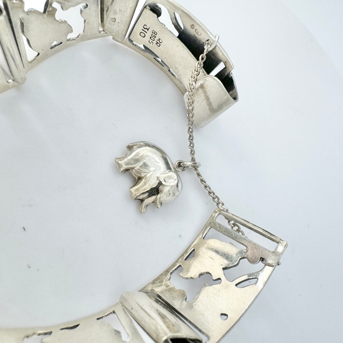 RR, Denmark c 1950s. Solid Silver Flower Bracelet with Elephant Charm